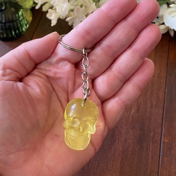 Handmade Resin Clear Yellow Skull 3” Keychain Gothic Backpack Bag Charm NEW - Picture 2 of 5